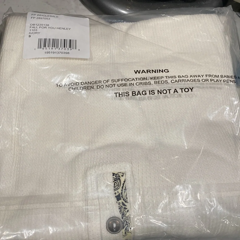 Free People Fall for You Henley Ivory - Picture 5 of 5